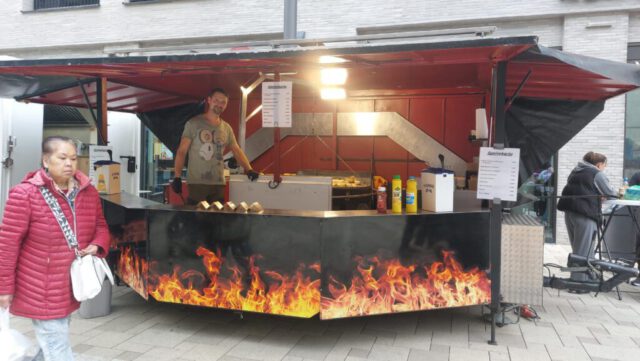 Porzer Herbstmarkt 2025 - Schwenkgrill